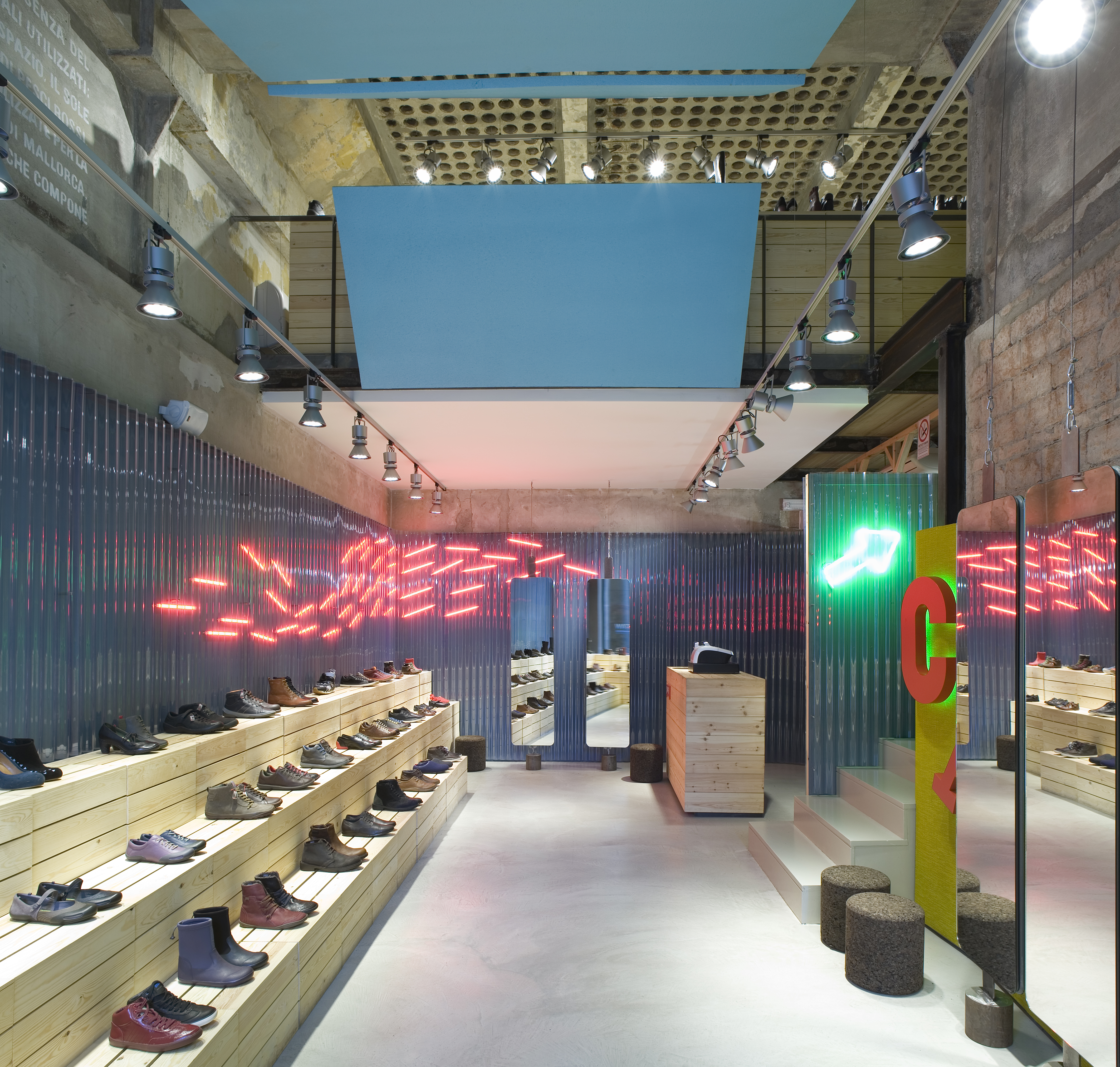 Camper, 50th Anniversary: Our Stores (Fig. 33)