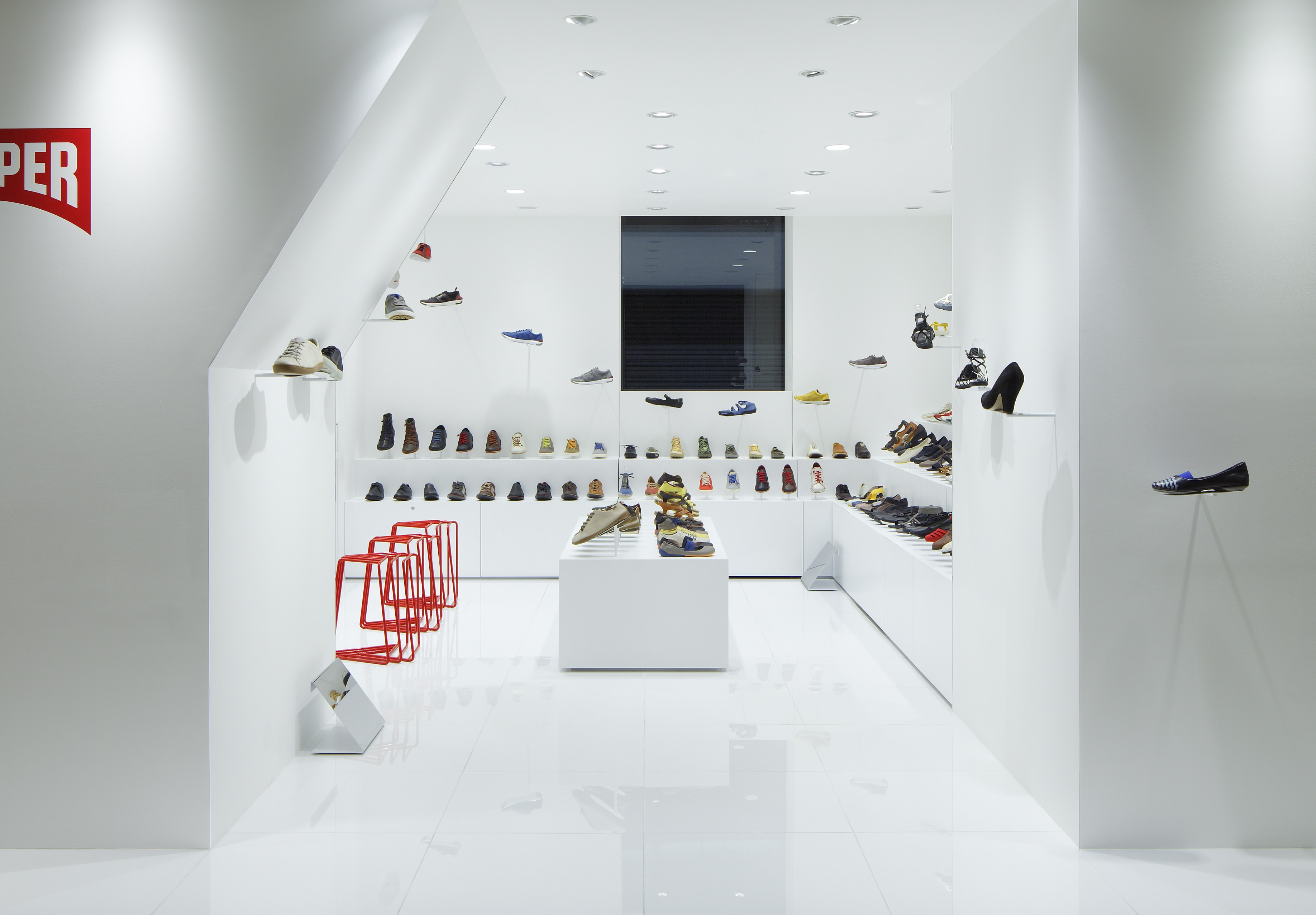 Camper, 50th Anniversary: Our Stores (Fig. 38)